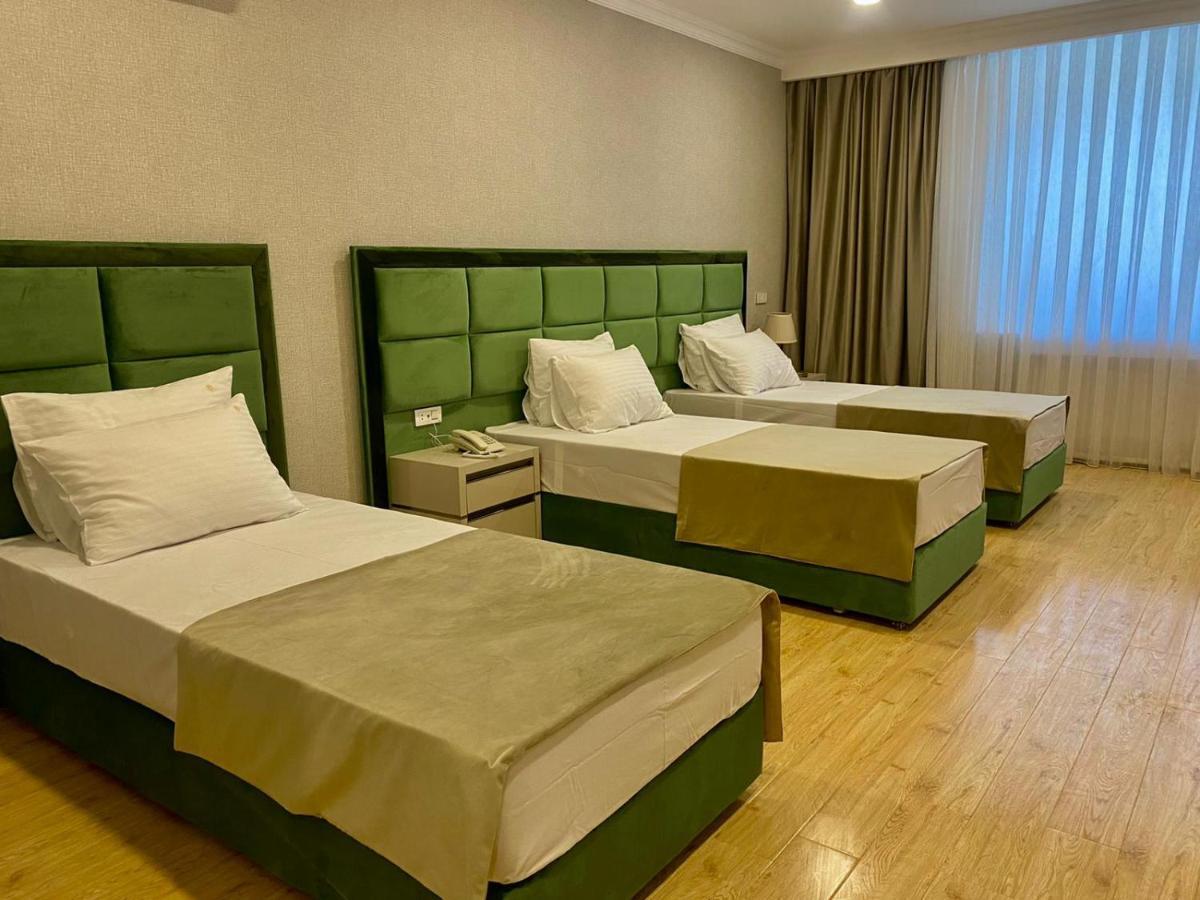 Rusel Park Hotel Baku Bagian luar foto
